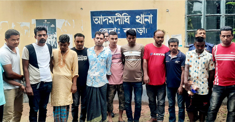 বগুড়ায় জুয়ার আসর থেকে আটক ১২