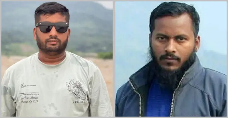 প্রাইভেটকারে দুই যুবকের কাছে মিললো পুলিশের ওয়াকিটকি-চাইনিজ কুড়াল