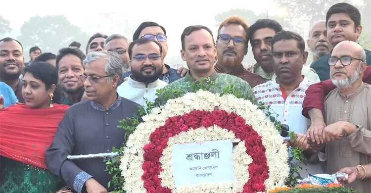 জাতীয় স্মৃতিসৌধে নবনিযুক্ত অ্যাটর্নি জেনারেলের শ্রদ্ধা