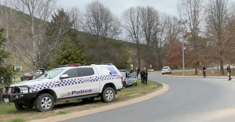 অস্ট্রেলিয়ায় আসামি ধরতে গিয়ে নিহত ২ পুলিশ, চলছে অভিযান