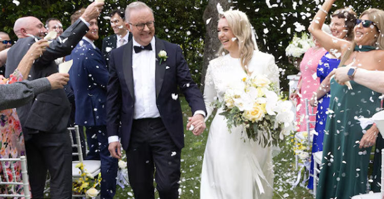 প্রেমিকাকে বিয়ে করলেন অস্ট্রেলিয়ার প্রধানমন্ত্রী