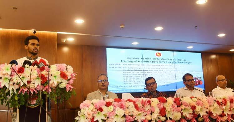 পল্টন ধানমন্ডি উত্তরায় চলবে বুয়েটের তৈরি অটোরিকশা