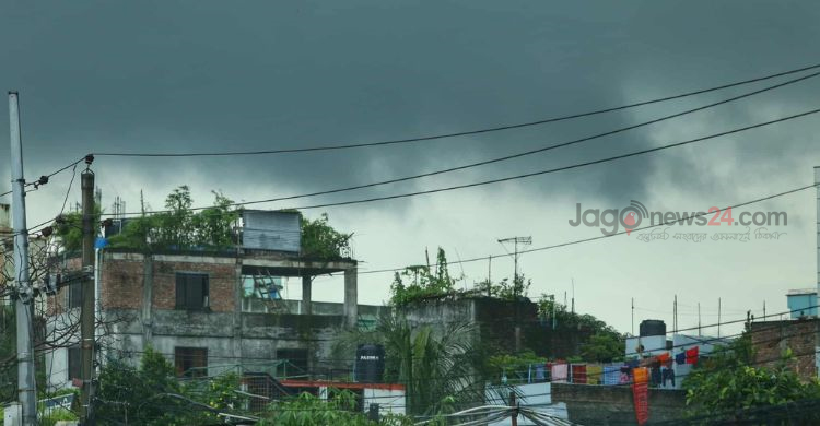 শরৎকালের বৃষ্টিতে ভিজলে কি অসুখ হয়