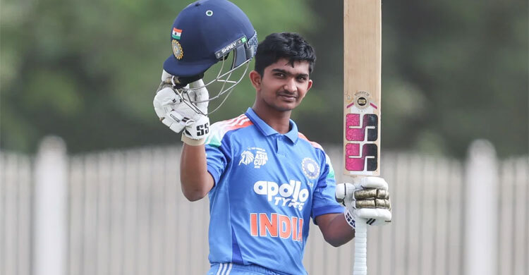 সূর্যবংশীকে ছাপিয়ে ব্যাট হাতে ঝড় অভিজ্ঞানের, করলেন ২০৯ রান