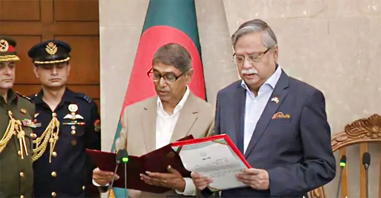 Azam Khan takes oath as minister