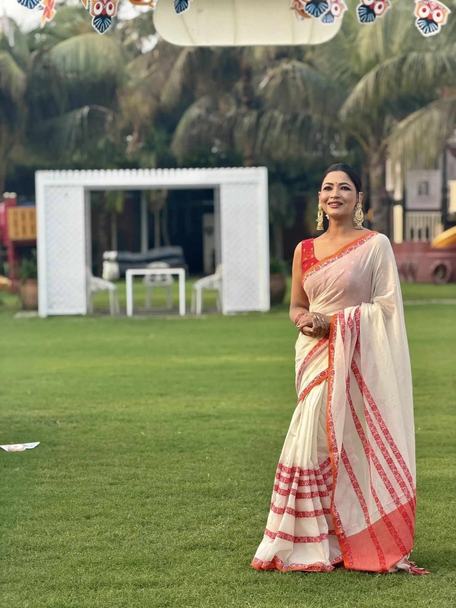 বৈশাখের রঙে নজরকাড়া বাঁধন