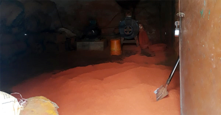 মসলায় ক্ষতিকর রং, কারখানার জরিমানা