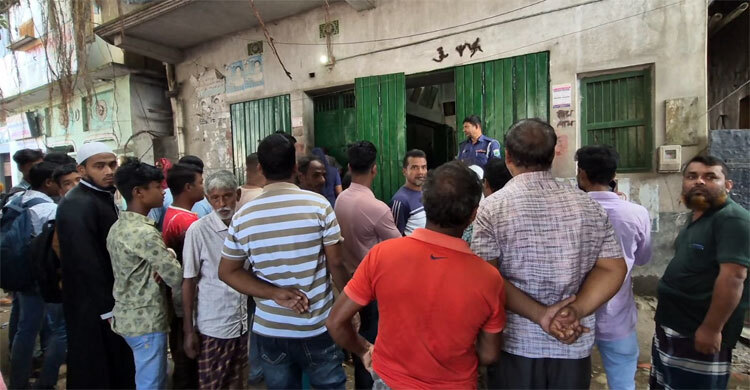 বগুড়ায় বৃদ্ধাকে শ্বাসরোধে হত্যা করে ডাকাতি