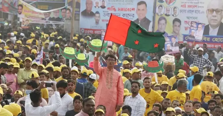 সরকারের পদত্যাগের এক দফা দাবিতে আগামী ২৮ অক্টোবর নয়াপল্টনে মহাসমাবেশ করার বিষয়ে অনড় অবস্থানে বিএনপি