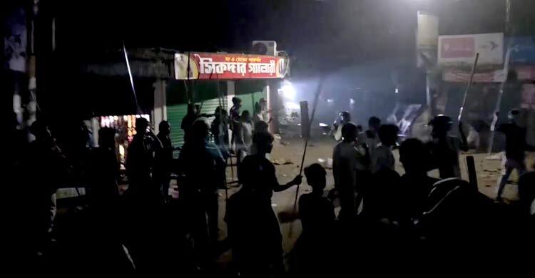 ব্রাহ্মণবাড়িয়ায় টর্চ জ্বালিয়ে সংঘর্ষে অংশ নেওয়া ১৫ জনের কারাদণ্ড