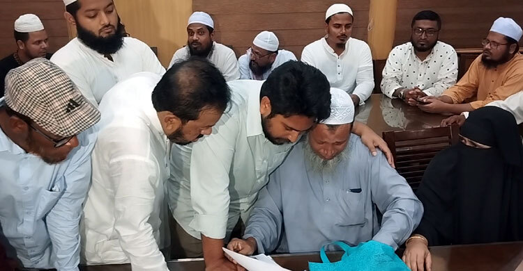 ছেলে হত্যার বিচার দাবিতে মামলা করেছি, কিন্তু পুলিশ আসামি ধরছে না