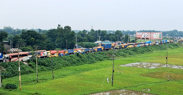 তিন ইউনিয়ন যাচ্ছে অন্য আসনে, প্রতিবাদে মহাসড়ক অবরোধ