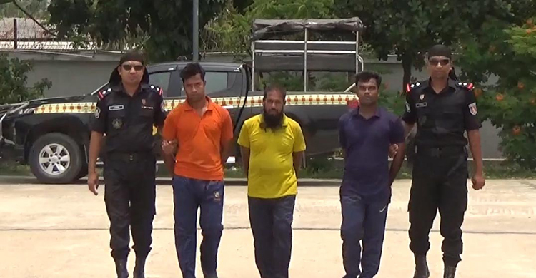 শ্লীলতাহানির প্রতিবাদে প্রবাসীকে হত্যার ঘটনায় গ্রেফতার ৩