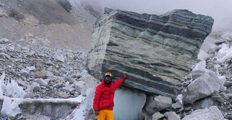 Babar Ali climbs Mount Lhotse too