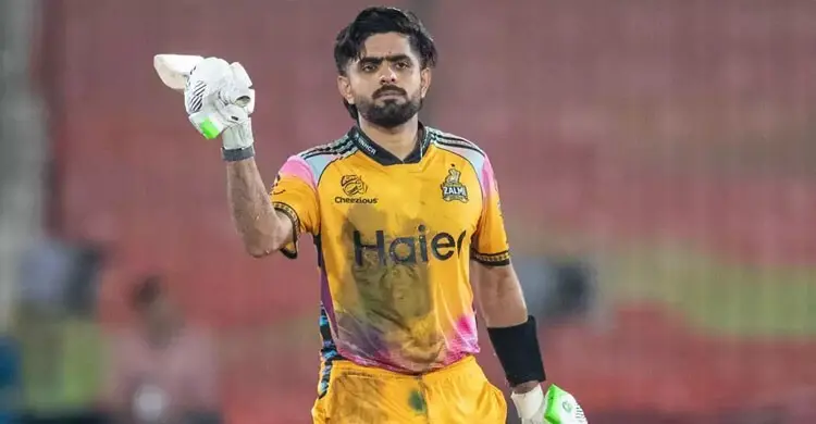 ৫২ বলের সেঞ্চুরিতে সমালোচনার জবাব বাবরের