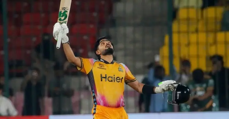 ফের সেঞ্চুরি, থামানোই যাচ্ছে না ‘রানমেশিন’ বাবর আজমকে!