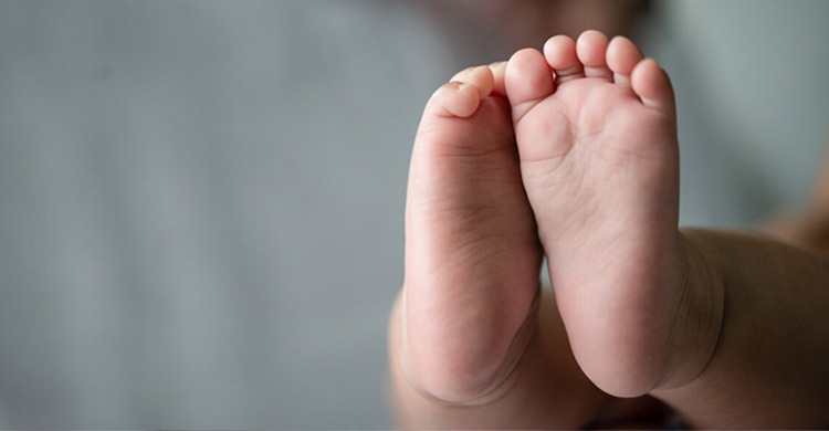 চীনে সন্তান নিলেই মিলবে প্রায় ২ লাখ টাকার ভাতা