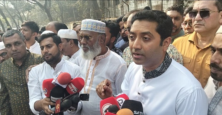 ৫৪ বছরে চেঞ্জ হয়নি, হুটহাট কিছু করলে খারাপই হবে: ববি হাজ্জাজ