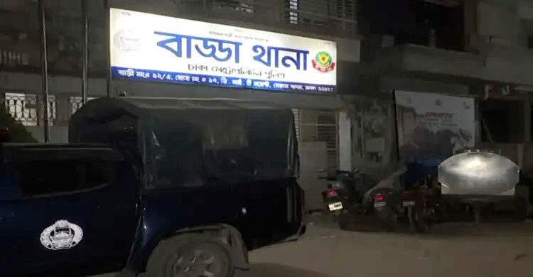 রাজধানীতে ভাঙারি দোকানে মিললো ব্যবসায়ীর ঝুলন্ত মরদেহ