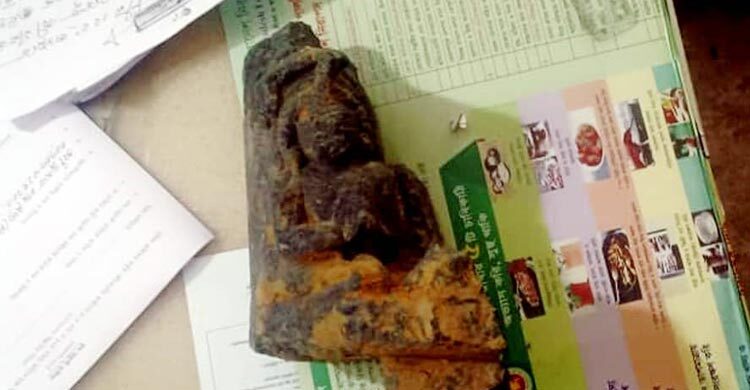বগুড়ায় ৩ কেজি ওজনের কষ্টিপাথরের মূর্তি উদ্ধার