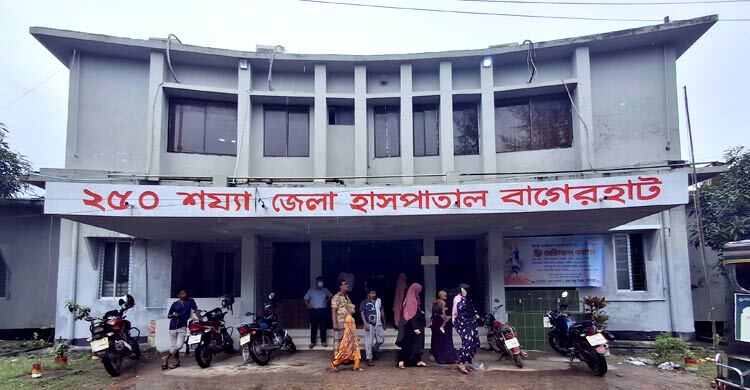 বাগেরহাটে ট্রাক-মোটরসাইকেল সংঘর্ষে নিহত ৩