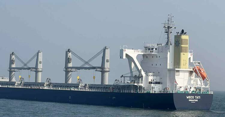 যুক্তরাষ্ট্র থেকে গম নিয়ে মোংলায় এলো প্রথম চালান, খালাস শুরু