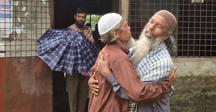 সৌদির সঙ্গে মিল রেখে দেশের বিভিন্ন স্থানে ঈদুল আজহা উদযাপন