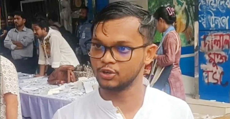 বিএনপি-জামায়াত ডাকসুকে ক্ষমতার দ্বন্দ্বে পরিণত করেছে: বাকের