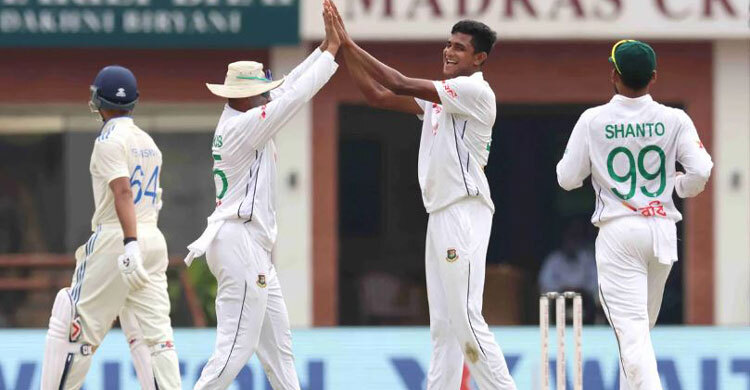 India under pressure again losing 2 wickets in 5 balls