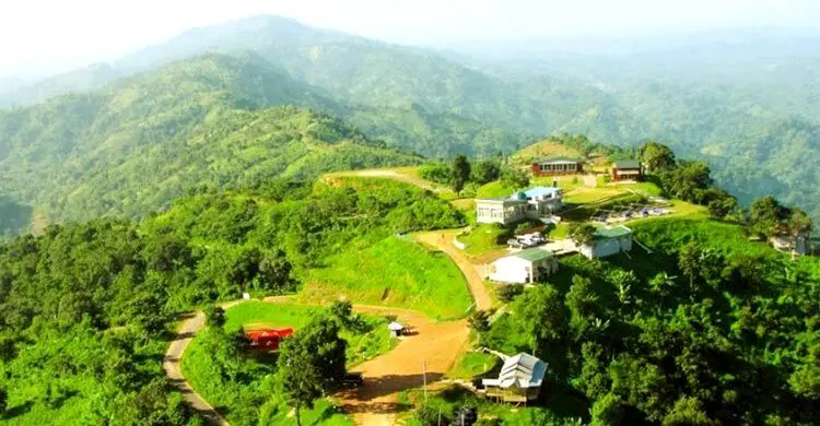 বান্দরবানে হোটেল বুকিংয়ের হিড়িক