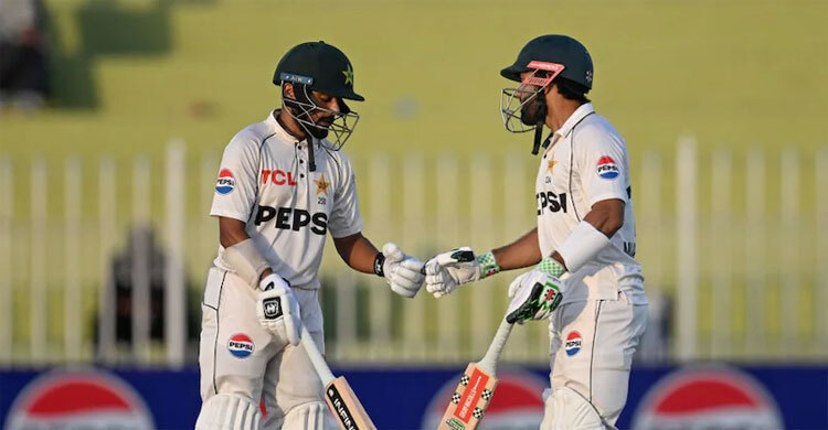 সৌদ শাকিল-রিজওয়ানের শতরানের জুটি, ২০০ পেরিয়ে পাকিস্তান