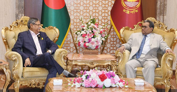 রাষ্ট্রপতির সঙ্গে প্রধান বিচারপতির সাক্ষাৎ