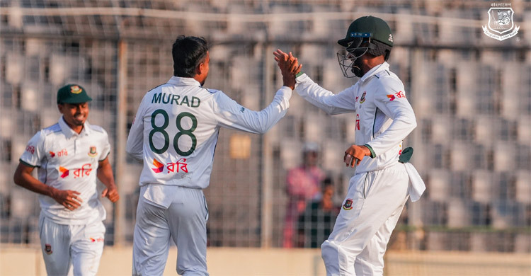 Bowlers put Tigers in driving seat after Mushfiqur, Litton tons