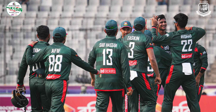 Bangladesh bowl out Pakistan for 114 in ODI series opener