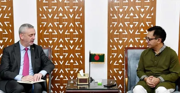 রপ্তানি বাড়াতে প্রাতিষ্ঠানিক সংস্কারে কাজ করছে সরকার: বাণিজ্যমন্ত্রী