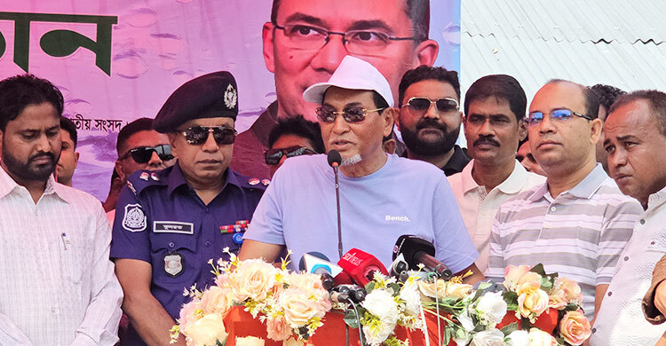 নখের কালি শুকানোর আগে সরকার ফ্যামিলি কার্ড চালু করেছে: চিফ হুইপ