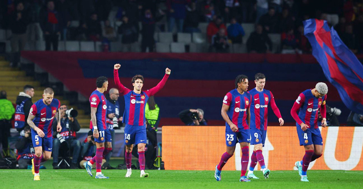 পোর্তোকে হারিয়ে নকআউট পর্বে বার্সালোনা