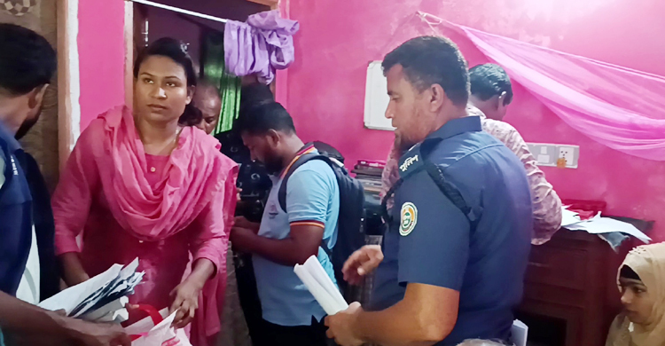 বরগুনায় ৪ মাদরাসা শিক্ষক আটক, ৮ জনকে বহিষ্কার