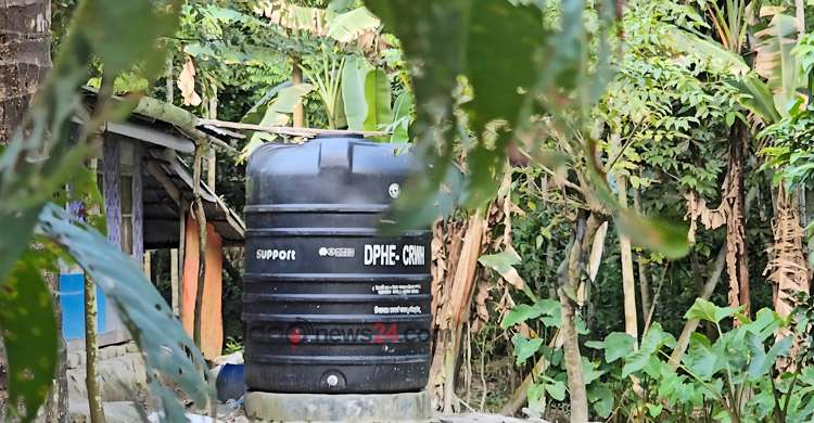 ৩৬ কোটি টাকার প্রকল্পে অনিয়মের অভিযোগ, ভোগান্তিতে উপকূলবাসী