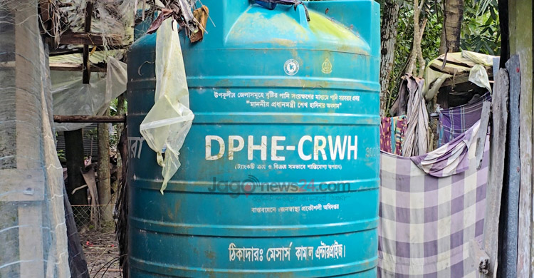 ৩৬ কোটি টাকার প্রকল্পে অনিয়মের অভিযোগ, ভোগান্তিতে উপকূলবাসী