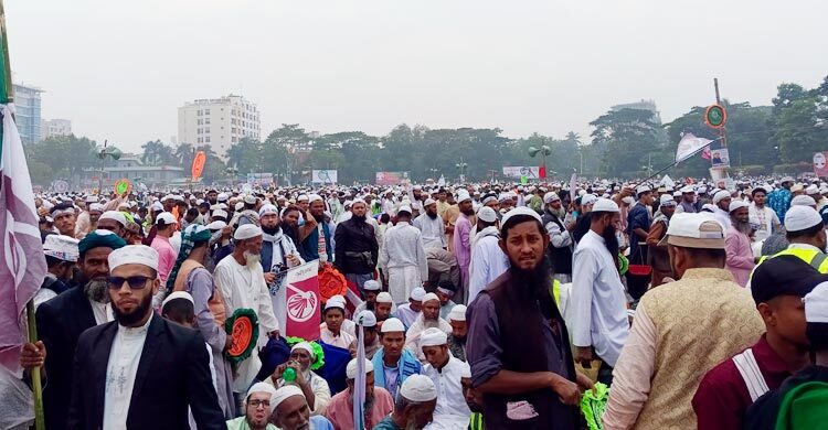 বরিশালে ইসলামী ও সমমনা ৮ দলের সমাবেশ চলছে
