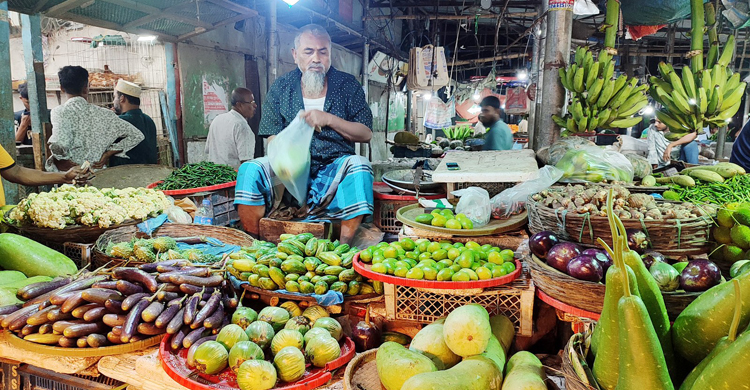 বরিশালে মাছের দামে আগুন