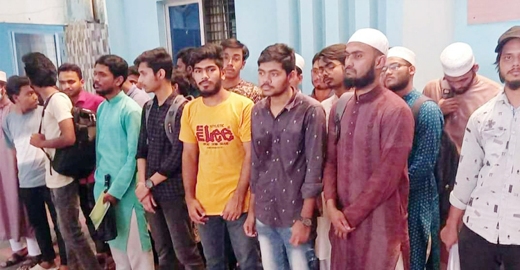 শিবির সন্দেহে কোচিং সেন্টার থেকে গ্রেফতার ১৬ শিক্ষার্থীর জামিন