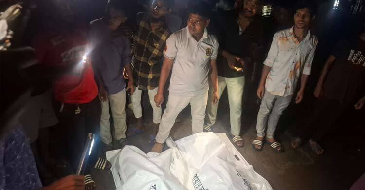 শের ই বাংলা মেডিকেল কলেজের দিঘি থেকে দুই শিশুর মরদেহ উদ্ধার