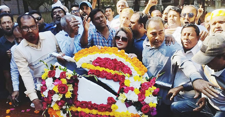 শহীদ বুদ্ধিজীবী দিবসে শ্রদ্ধা জানাতে গিয়ে বিএনপির দুপক্ষের সংঘর্ষ