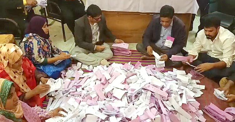 বরিশালে ভোট পড়েছে ৫৩ দশমিক ৬ শতাংশ