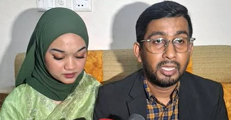 বাংলাদেশি স্বামীর সঙ্গে প্রথমবার শ্বশুরবাড়িতে মালয়েশিয়ান তরুণী