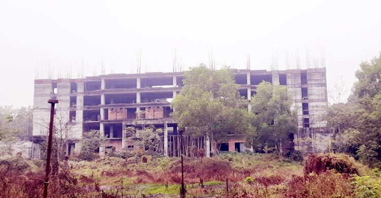 ৬ বছর পর বেরোবির ছাত্রী হল ও রিসার্চ ইনস্টিটিউটের নির্মাণ কাজ শুরু