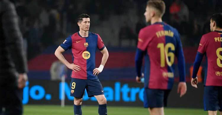 শিরোপার দৌড়ে হোঁচট, ঘরের মাঠে পয়েন্ট হারালো বার্সা