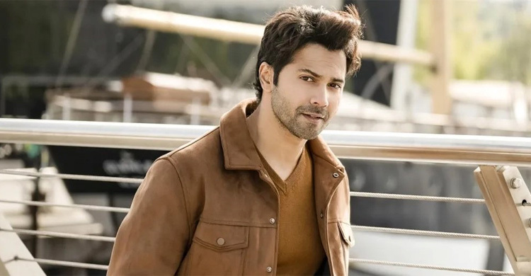 পথচারীকে প্রচণ্ড ধাক্কা দিয়েছে বরুণ ধাওয়ানের গাড়ি